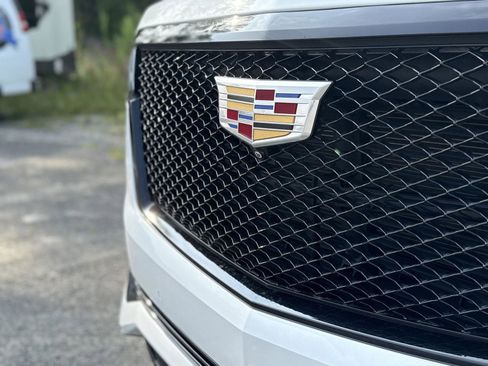 Used 2021 Cadillac Escalade Sport w/ Driver Assist Tech Package image 11