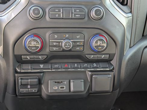 Used 2023 Chevrolet Silverado 3500 LT w/ Convenience Package AWD/4WD image 20