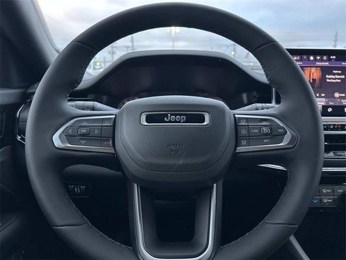 New 2026 Jeep Compass Limited image 14