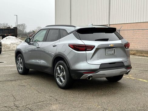 Certified 2025 Chevrolet Blazer LT w/ Convenience Package image 3