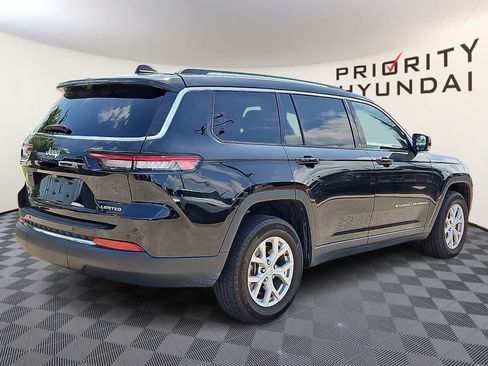 Used 2023 Jeep Grand Cherokee L Limited AWD/4WD image 4