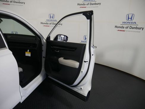 New 2026 Honda CR-V EX-L image 5