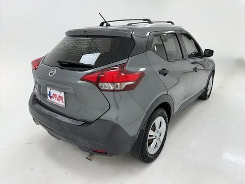 Used 2019 Nissan Kicks S w/ Interior Electronics Package image 40