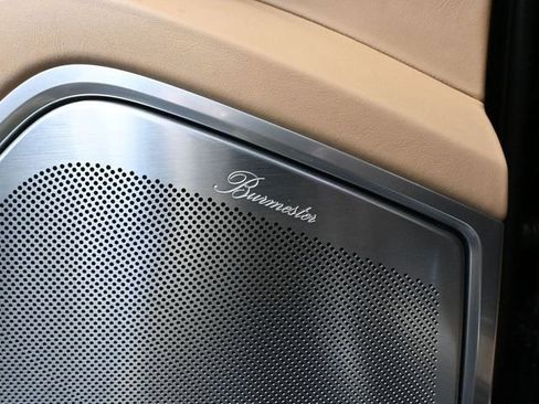 Used 2022 Porsche Cayenne Base image 21