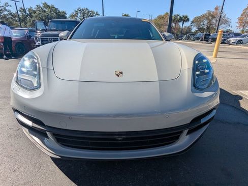 Used 2018 Porsche Panamera 4S image 19