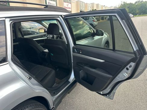 Used 2013 Subaru Outback 2.5i Premium w/ All-Weather Pkg image 7