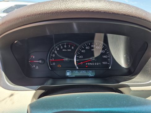 Used 2011 Cadillac DTS Luxury FWD image 10