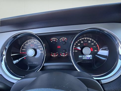 Used 2011 Ford Mustang GT Premium w/ Comfort Pkg RWD image 22