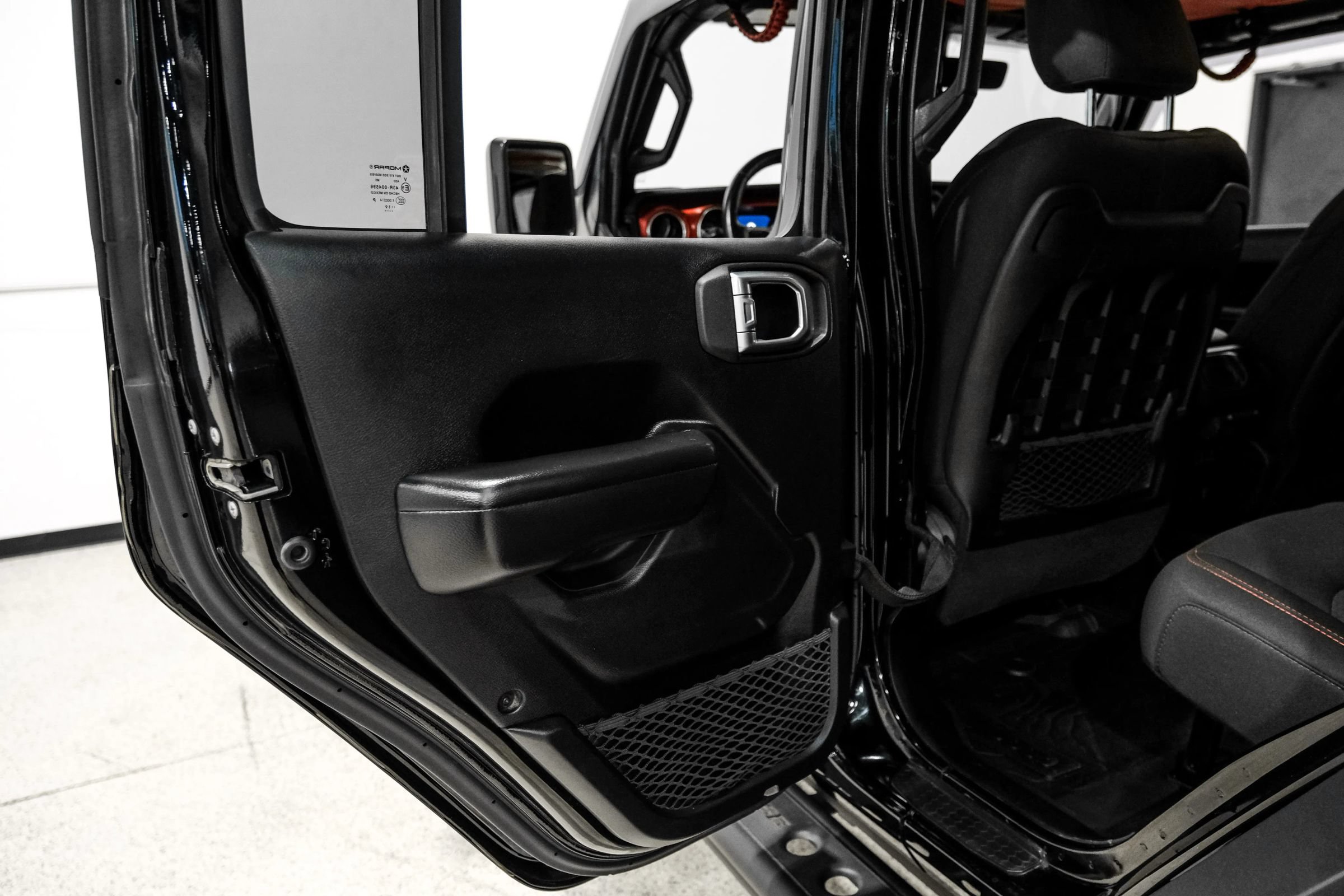 Used 2019 Jeep Wrangler Unlimited Rubicon AWD/4WD image 42