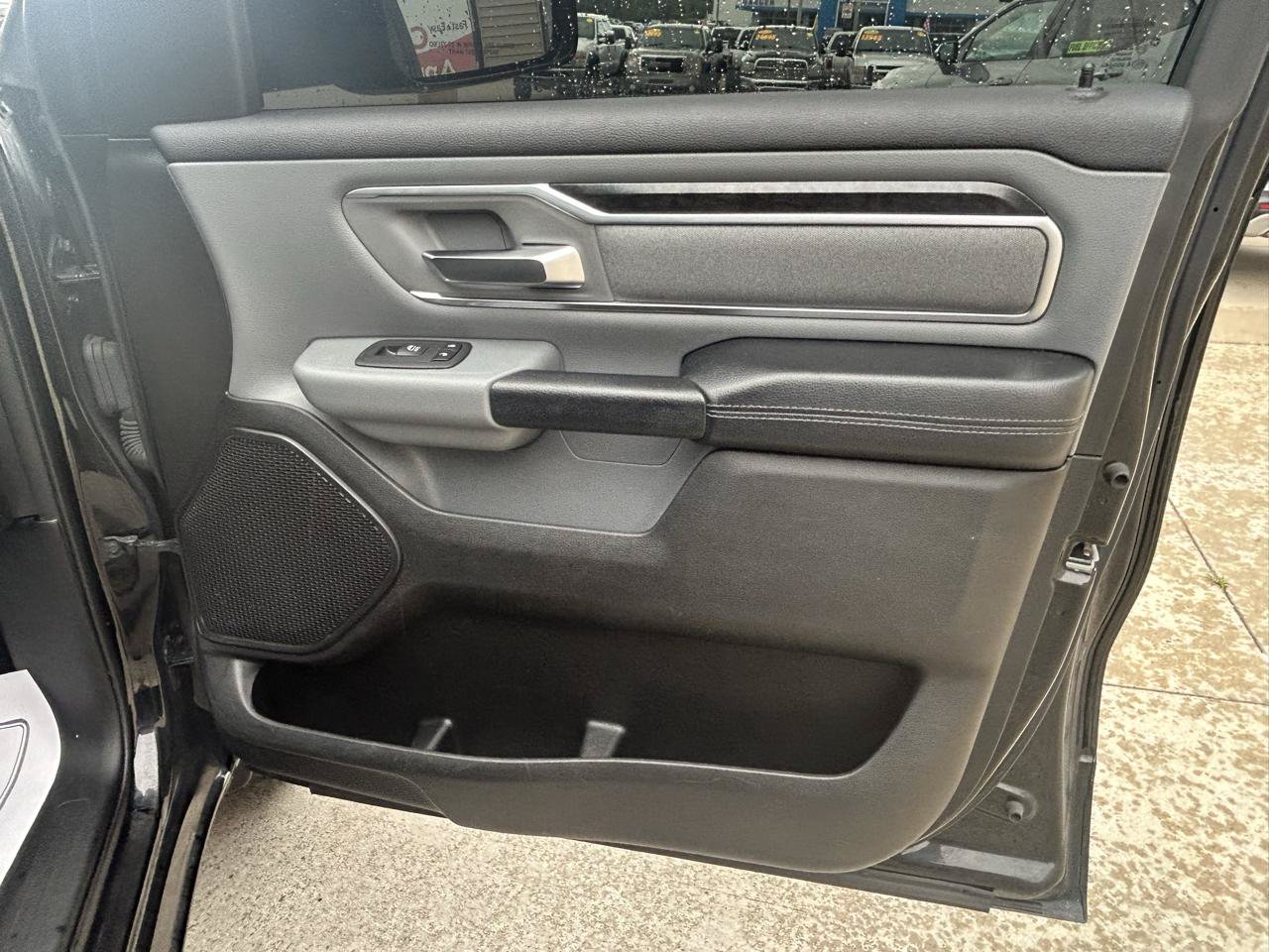 Used 2019 RAM 1500 Big Horn AWD/4WD image 16