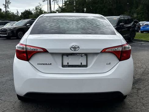 Used 2015 Toyota Corolla LE FWD image 5