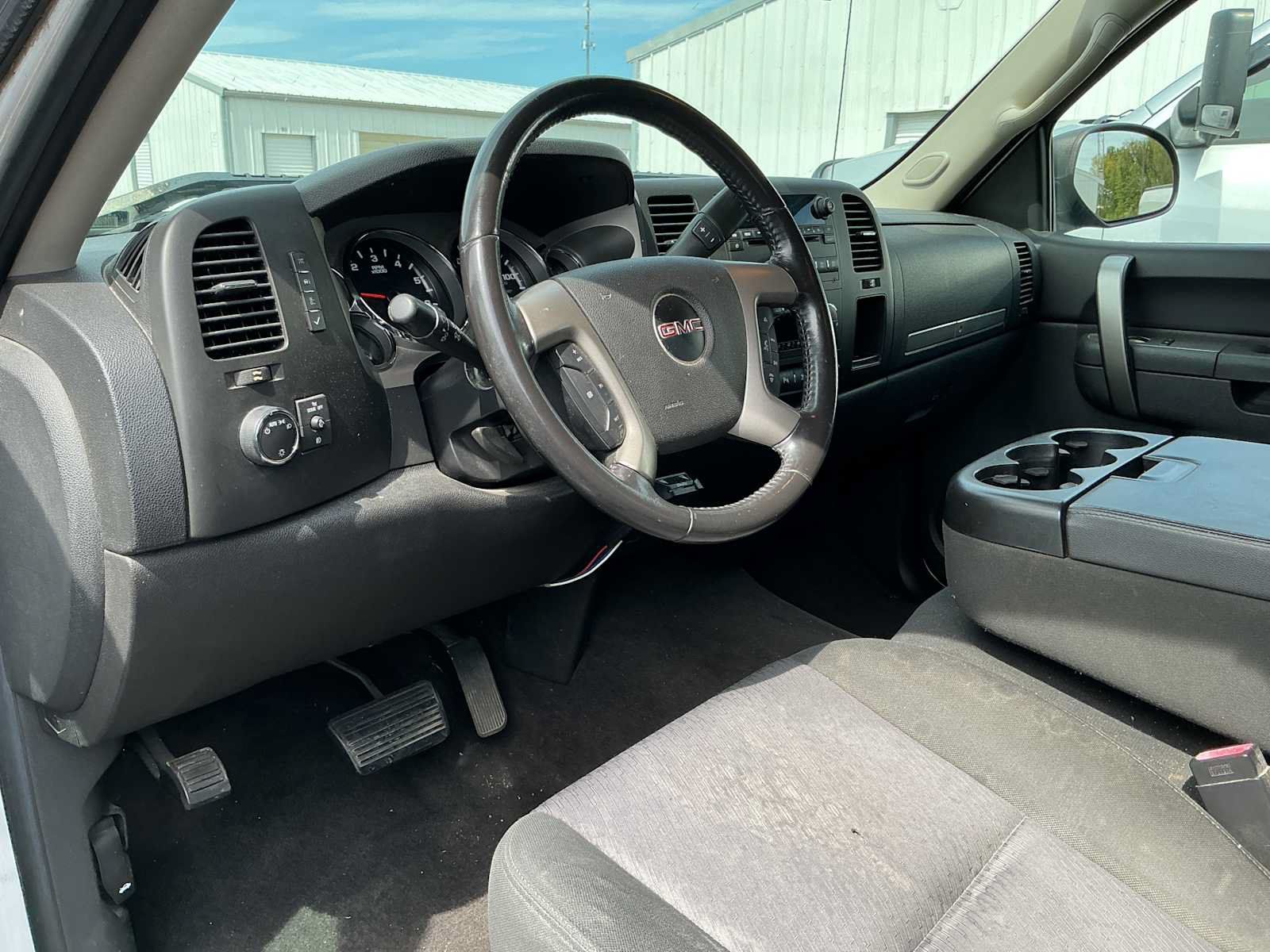 Used 2011 GMC Sierra 1500 SLE w/ Power Tech Package AWD/4WD image 13