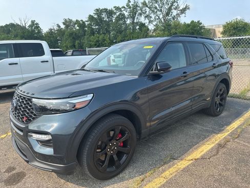 Used 2023 Ford Explorer ST w/ Equipment Group 401A AWD/4WD image 17