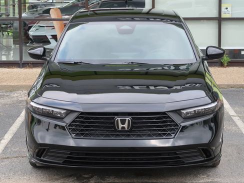 Used 2024 Honda Accord Sport image 5