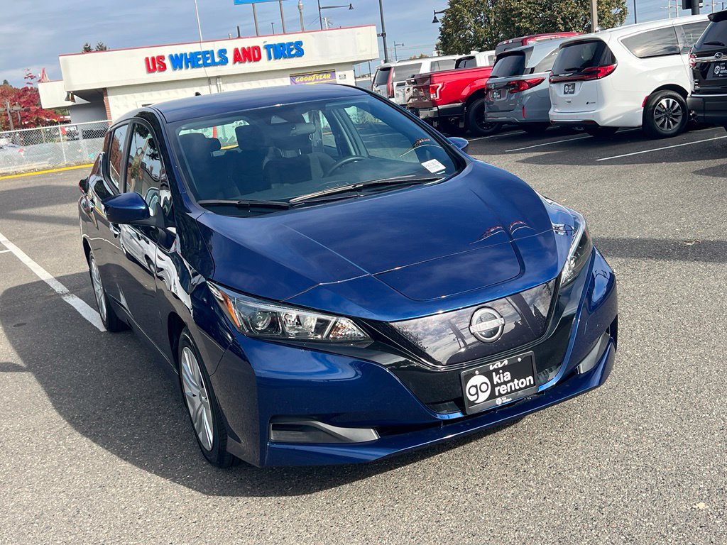 Used 2025 Nissan Leaf S FWD image 5