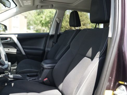 Used 2016 Toyota RAV4 XLE w/ Protection Package AWD/4WD image 9