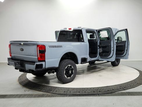 New 2026 Ford F250 Lariat image 15