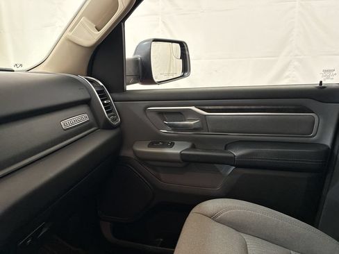 Used 2020 RAM 1500 Big Horn AWD/4WD image 23