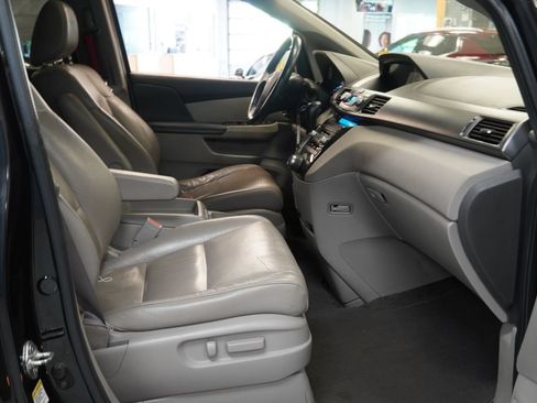 Used 2011 Honda Odyssey Touring image 28