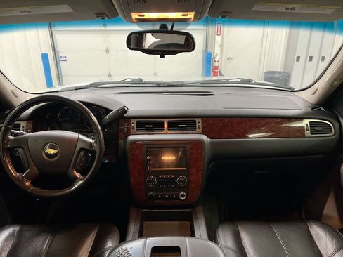 Used 2010 Chevrolet Tahoe LT AWD/4WD image 10