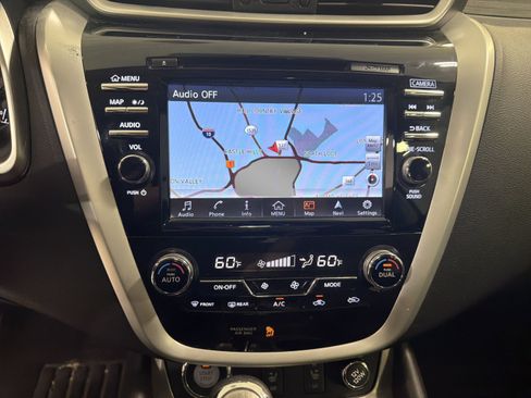 Used 2017 Nissan Murano SL w/ SL Technology Package FWD image 18