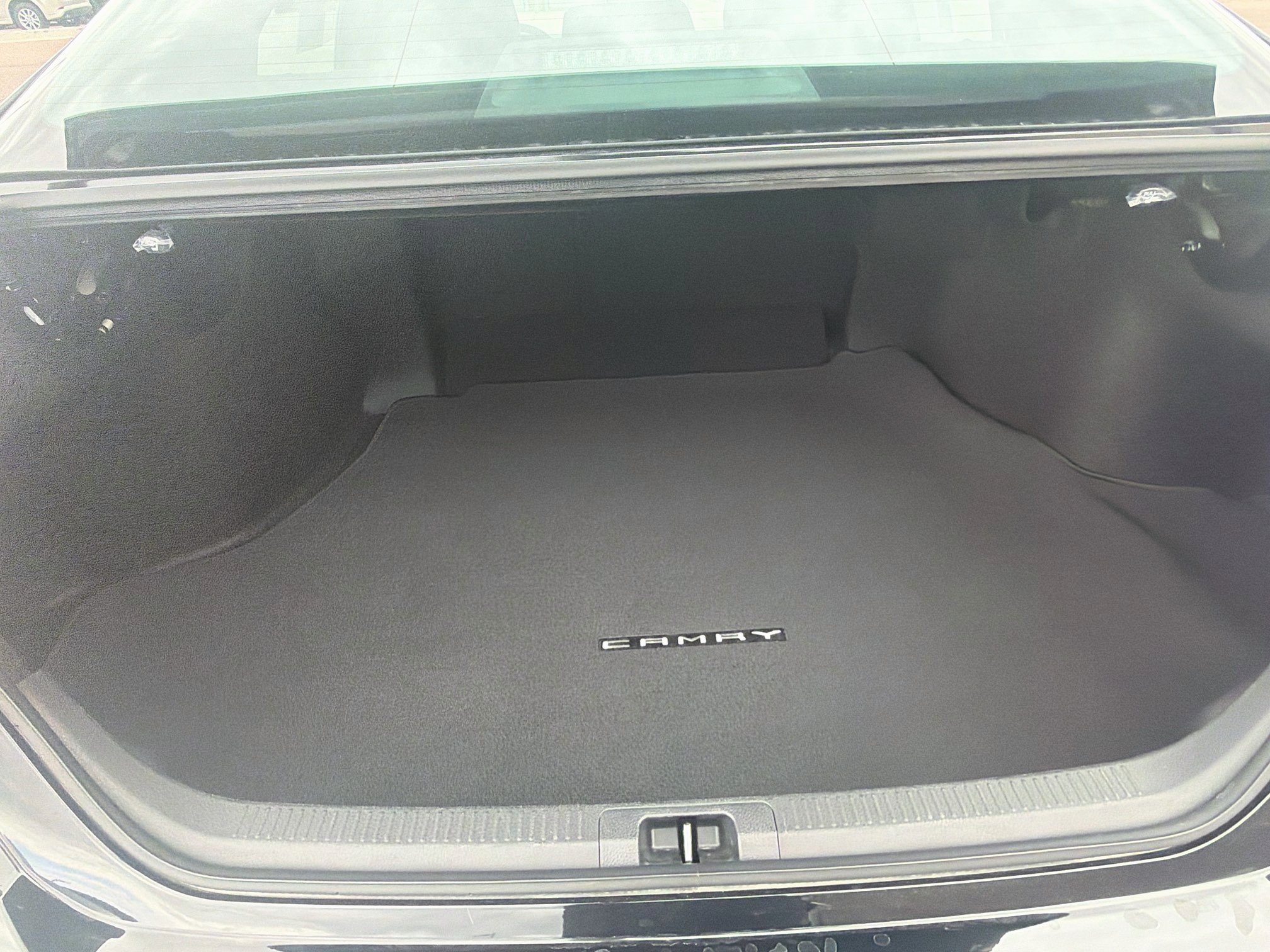 Used 2026 Toyota Camry SE FWD image 28