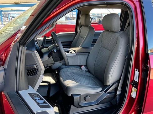 Used 2017 Ford F150 XLT w/ Trailer Tow Package image 7