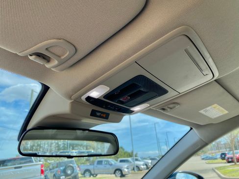 Used 2023 Honda Accord EX image 25