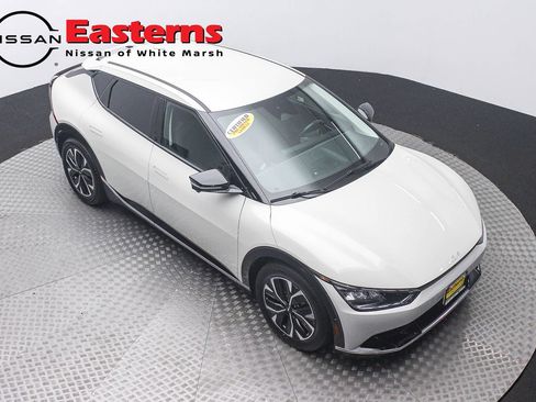 Used 2022 Kia EV6 Wind w/ Wind Technology Package AWD/4WD image 3
