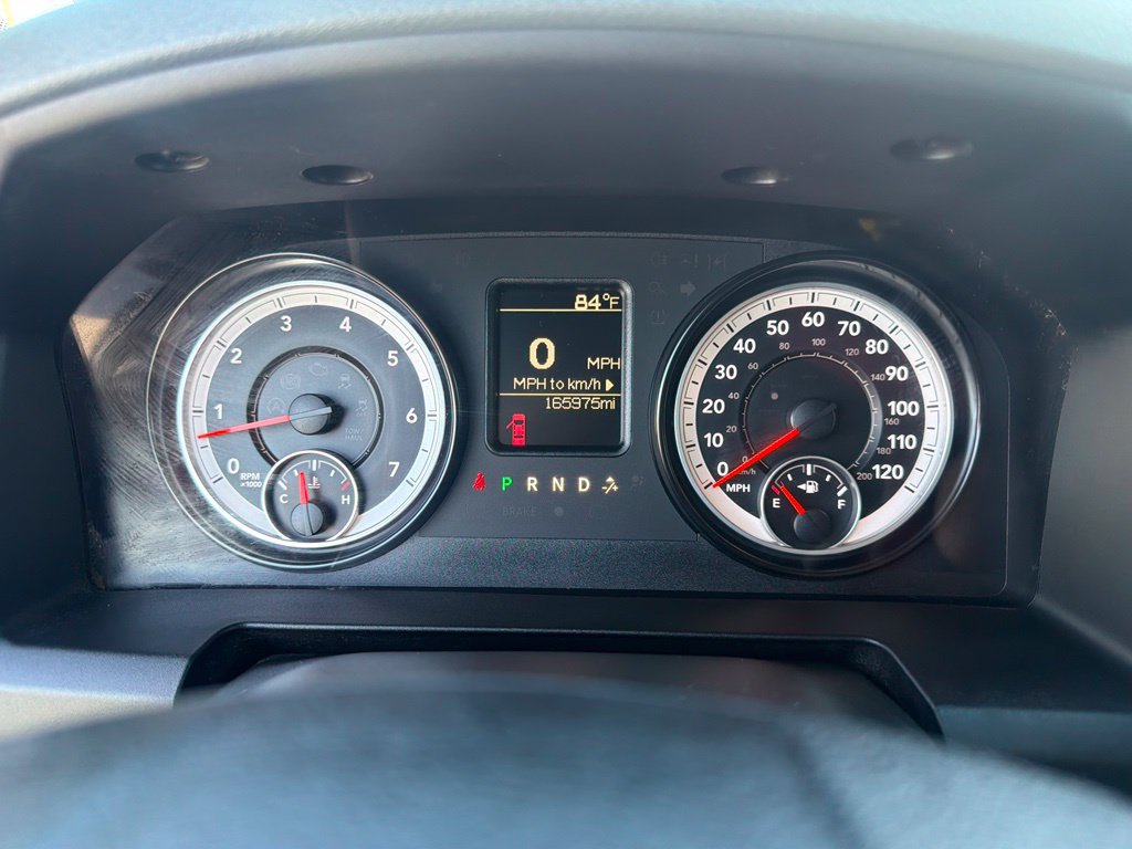 Used 2015 RAM 1500 Express RWD image 30