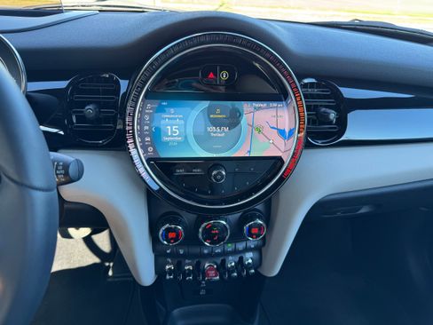 Used 2024 MINI Cooper S FWD image 27