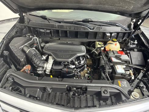Used 2017 Cadillac XT5 FWD image 23