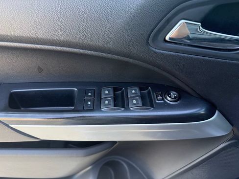 Used 2019 Chevrolet Colorado ZR2 AWD/4WD image 25