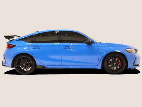 Used 2025 Honda Civic Type R image 4