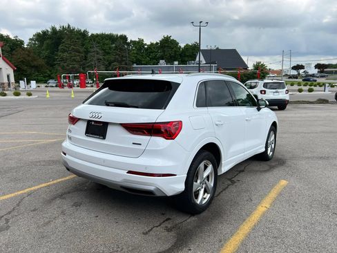 Used 2020 Audi Q3 2.0T Premium w/ Convenience Package AWD/4WD image 5