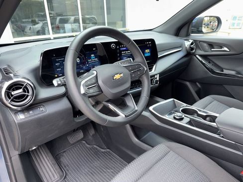 Used 2026 Chevrolet Equinox LT image 13