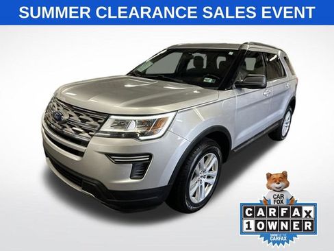 Used 2018 Ford Explorer XLT AWD/4WD image 1