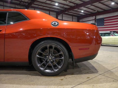 Used 2022 Dodge Challenger R/T Scat Pack w/ Driver Convenience Group image 5