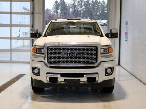 Certified 2016 GMC Sierra 3500 Denali w/ Duramax Plus Package image 5