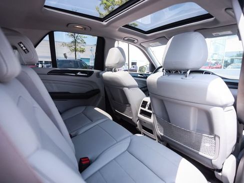 Used 2015 Mercedes-Benz ML 350 4MATIC image 42