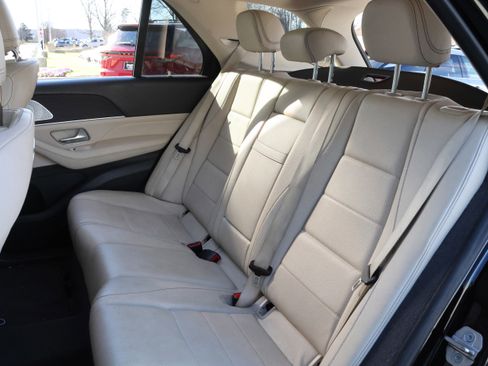 Used 2020 Mercedes-Benz GLE 350 4MATIC image 33