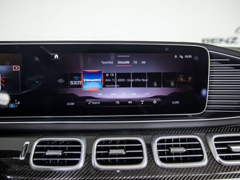 Used 2025 Mercedes-Benz GLE 53 AMG 4MATIC image 28