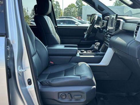 Used 2023 Toyota Tundra Platinum AWD/4WD image 6