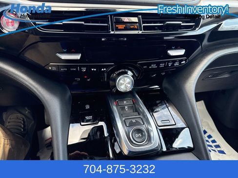 Used 2025 Acura MDX w/ Technology Package image 29