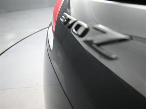 Used 2018 Nissan 370Z Coupe w/ Z34 Heritage Edition - Black image 12