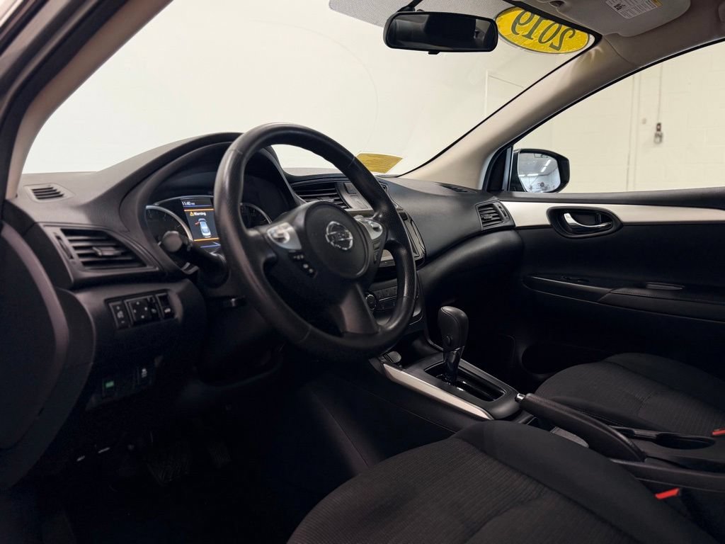 Used 2019 Nissan Sentra S w/ Appearance Package FWD image 10