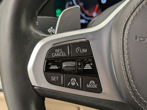 Used 2021 BMW X5 xDrive40i w/ M Sport Package image 19