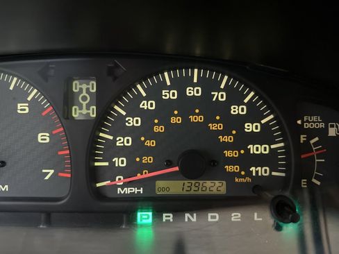 Used 1999 Toyota 4Runner Limited AWD/4WD image 26