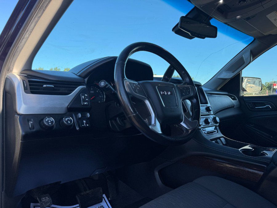 Used 2019 GMC Yukon SLE w/ SLE Value Package AWD/4WD image 14