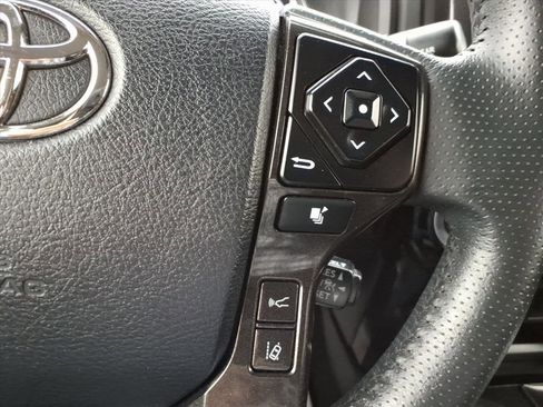 Used 2024 Toyota 4Runner TRD Off-Road image 21